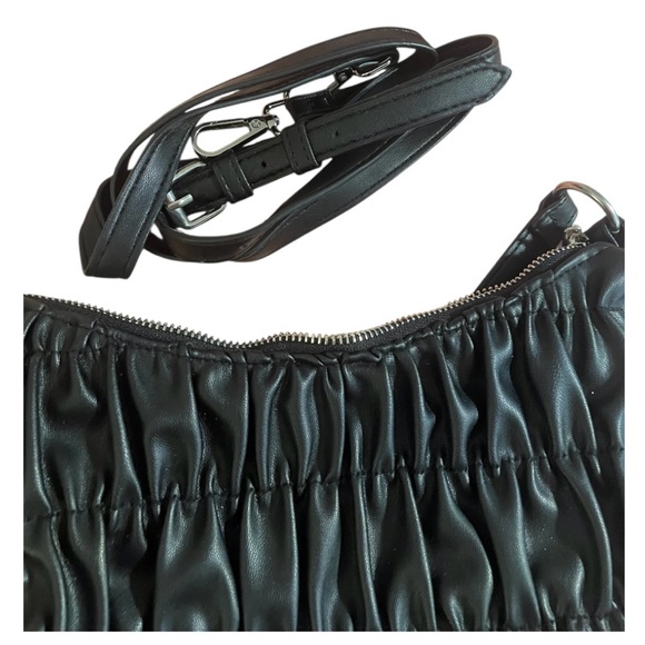 Elegant Black Shoulder Bag - Picture 8 of 12